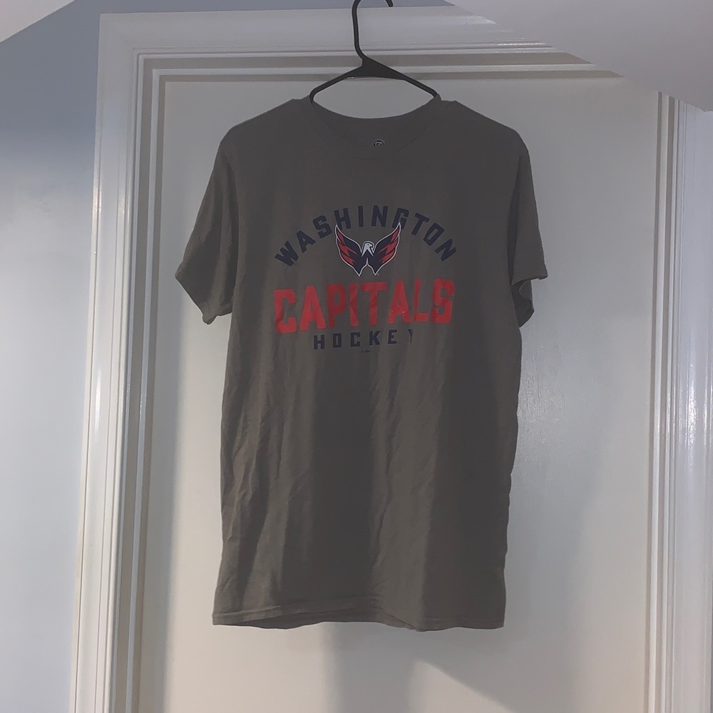 capitals short sleeve shirt